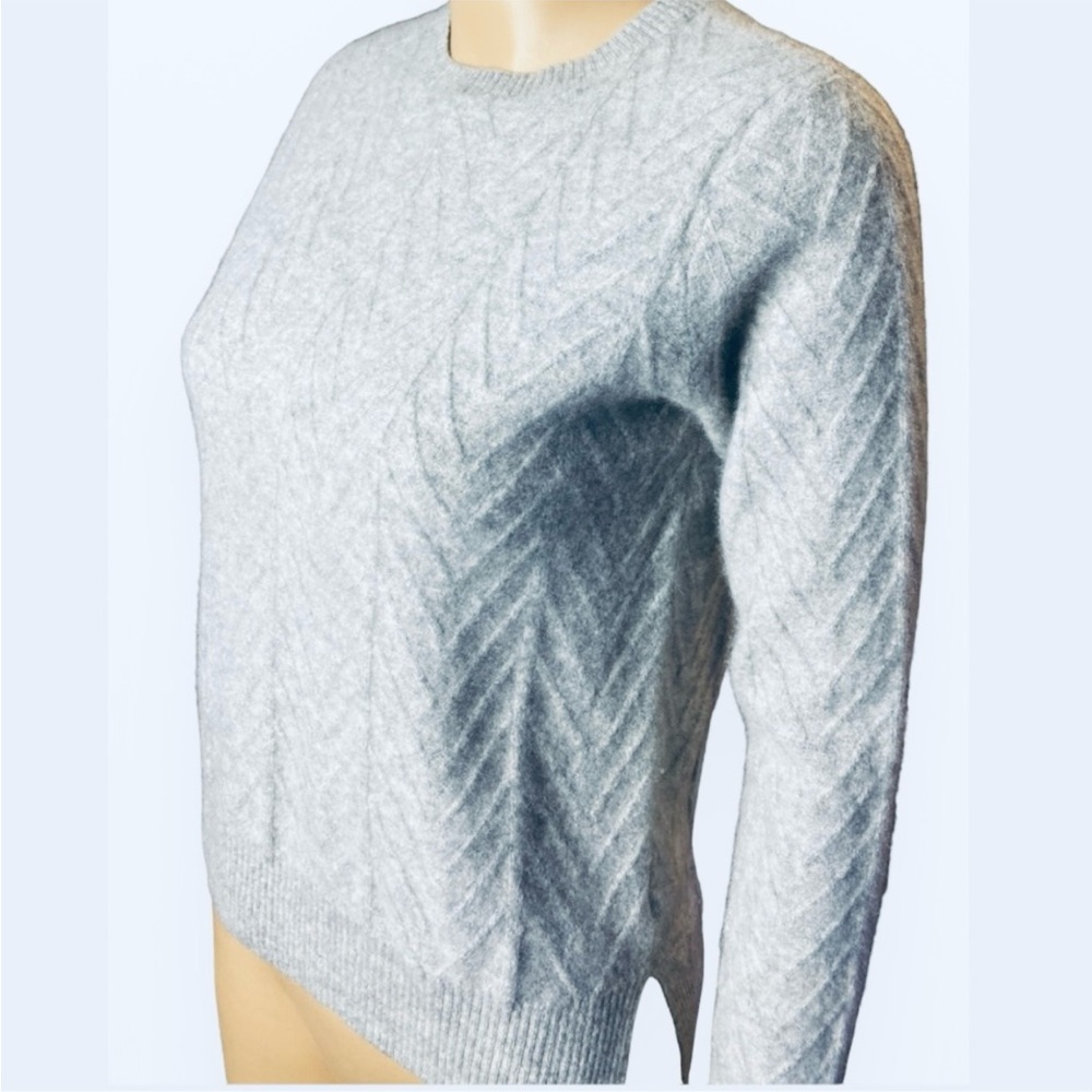 Me & City 100% Cashmere Grey Silver crew Sweater M